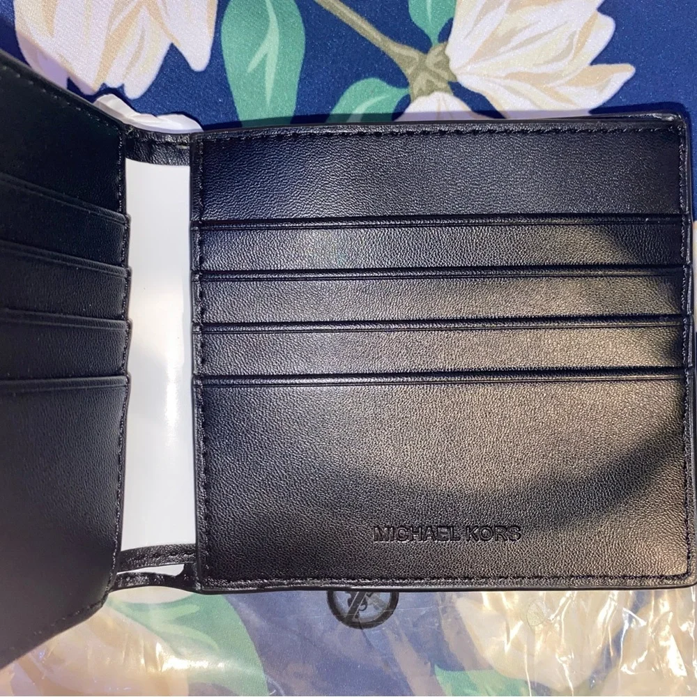 MICHAEL KORS COOPER KORS LEATHER WALLET